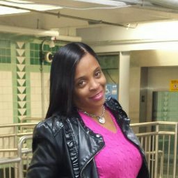 Meet your Posher, Shalina - Picture 1 of 1